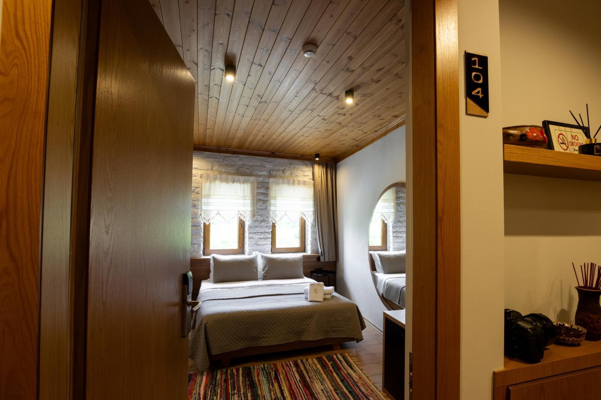 The Stone Sky Hotel Gjirokaster Luaran gambar