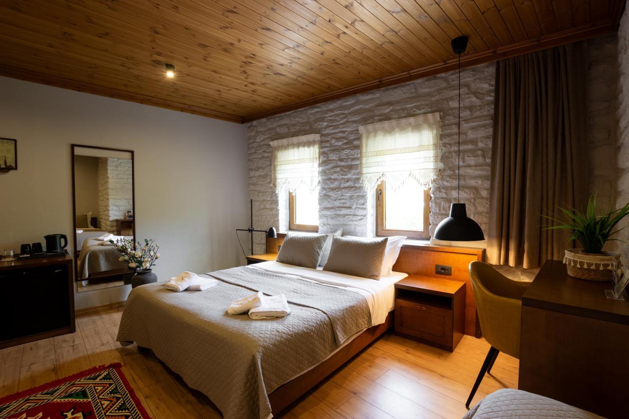The Stone Sky Hotel Gjirokaster Luaran gambar