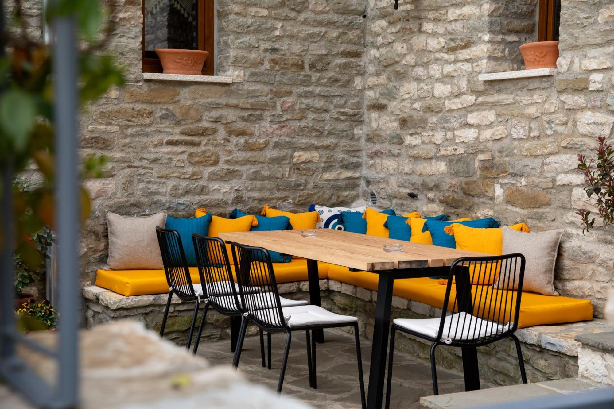 The Stone Sky Hotel Gjirokaster Luaran gambar