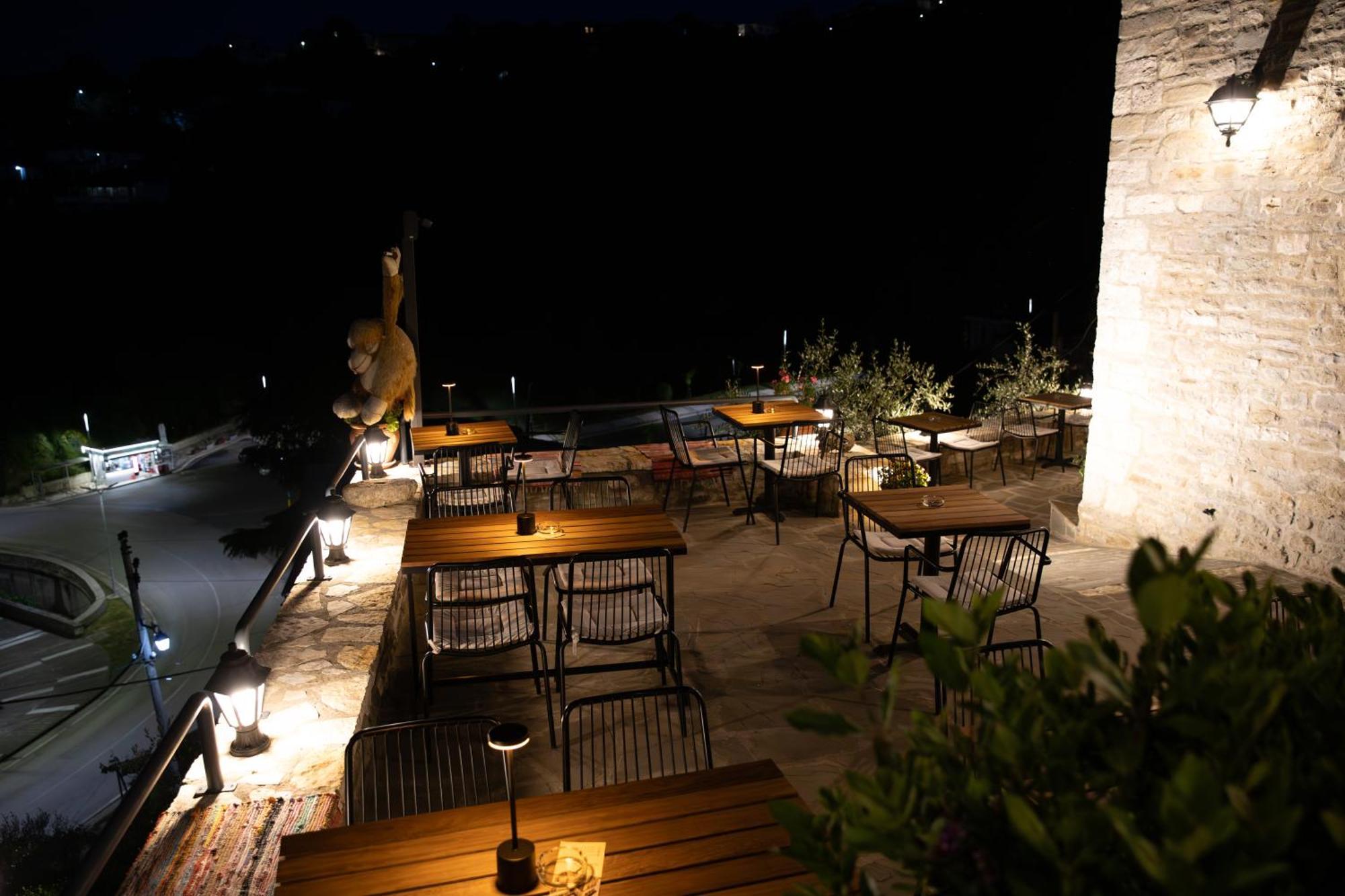 The Stone Sky Hotel Gjirokaster Luaran gambar